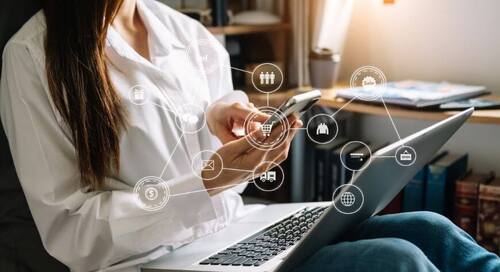 B2B Commerce at a Crossroads: How to Align Technology and Strategy for Omnichannel Success